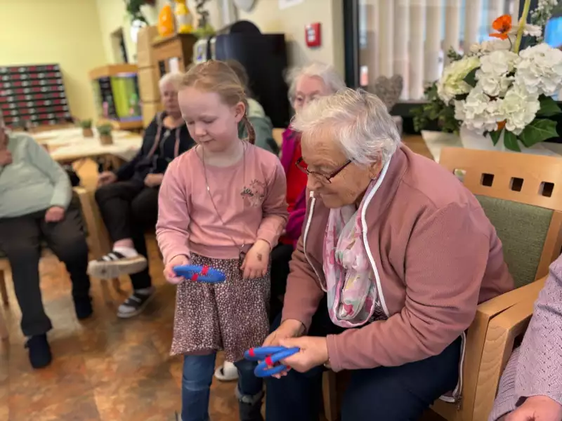 2507eceb-84ed-45dd-9958-cdaa7261d6a4