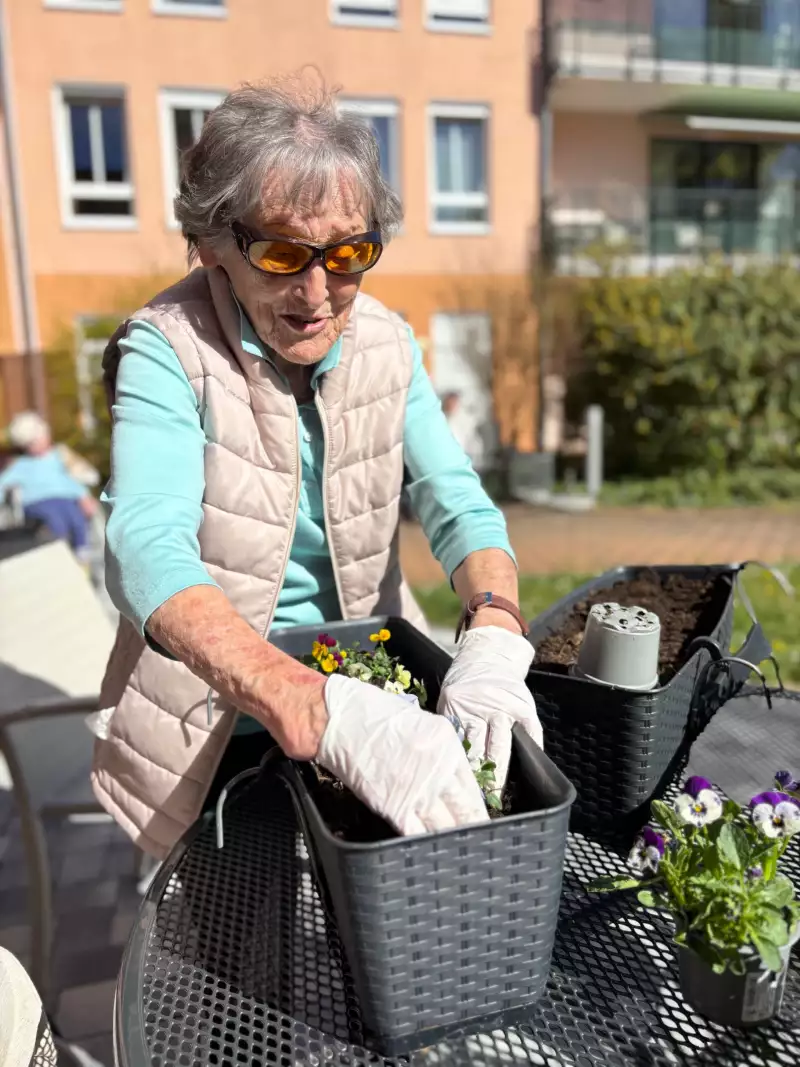 105ef307-dcd0-402a-90c0-730622f98c42