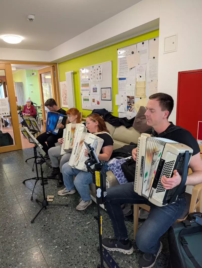 pxl_20251107_141711332.mp-1