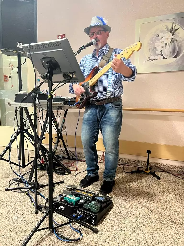 a4e0476b-6932-4f31-8359-f6a4c0604862h