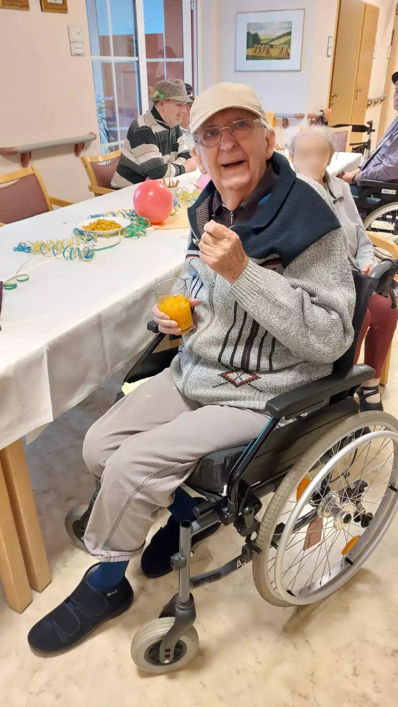 e2b8e976-9032-475c-adc1-59ed5559f3e3