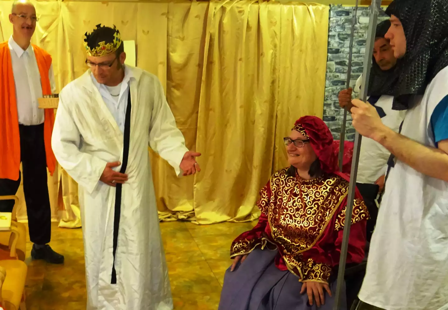 2017-theaterauffuehrung-prinzessin-auf-der-erbse-011