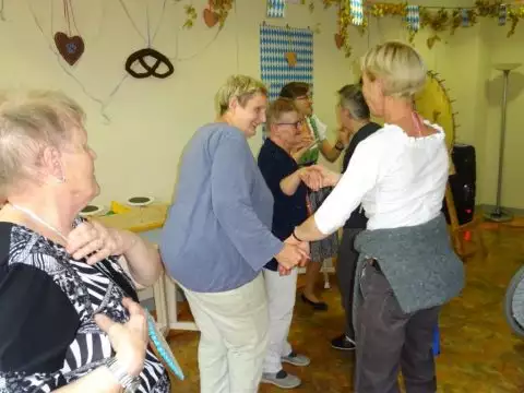 2017-oktoberfest-4-480x360